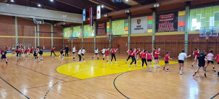 IMG-cc49d7c17bbdf72c6672ff6e52a6b62f-V (002)