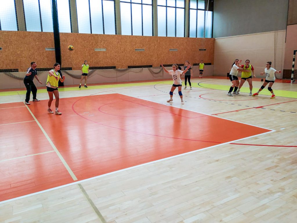 1e3cc09b-7685-4f54-813b-8afc851e6c1a