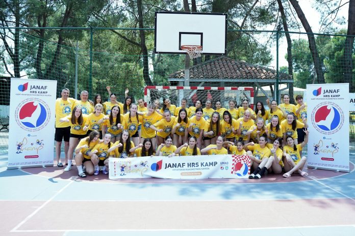 356647942_881441006748568_6191780751272906023_n