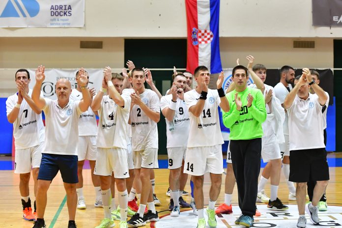 Trogir - Utakmica 2. kola Paket24 Premijer lige između MRK Trogira i RK Rudara.